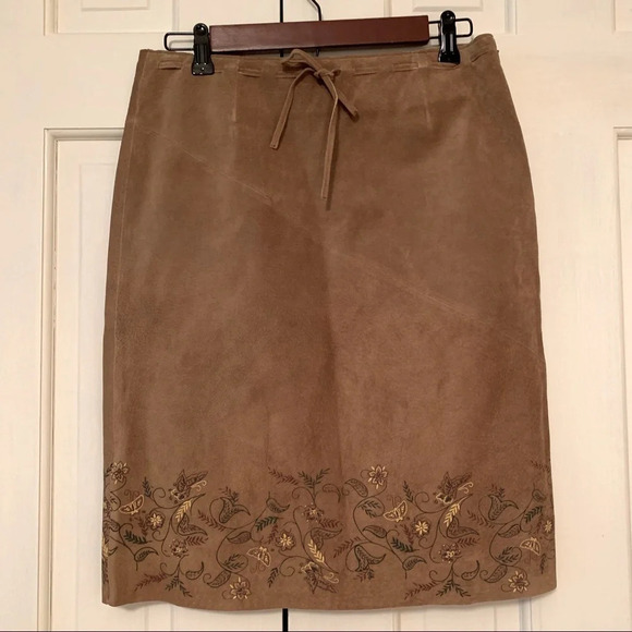 100% Brown Leather Skirt Boho Painted Floral Design - Picture 1 of 5